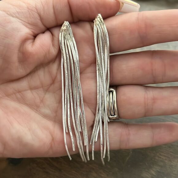 Cascade Chain Metal Statement Silver earrings - Picture 8 of 10